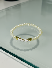 Load image into Gallery viewer, Personalized Pearl Name Bracelet - Custom White &amp; Gold Stretch Beaded Bracelet- Dainty Letter Bracelet Gift
